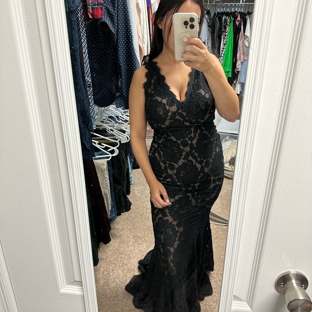 Avery Black Lace Formal Dress Size 0